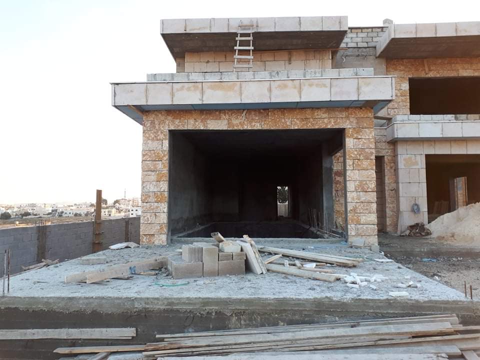 MedMak Construction team on a project site